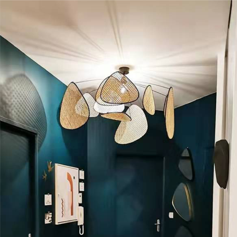 Leaf Rattan Lamp